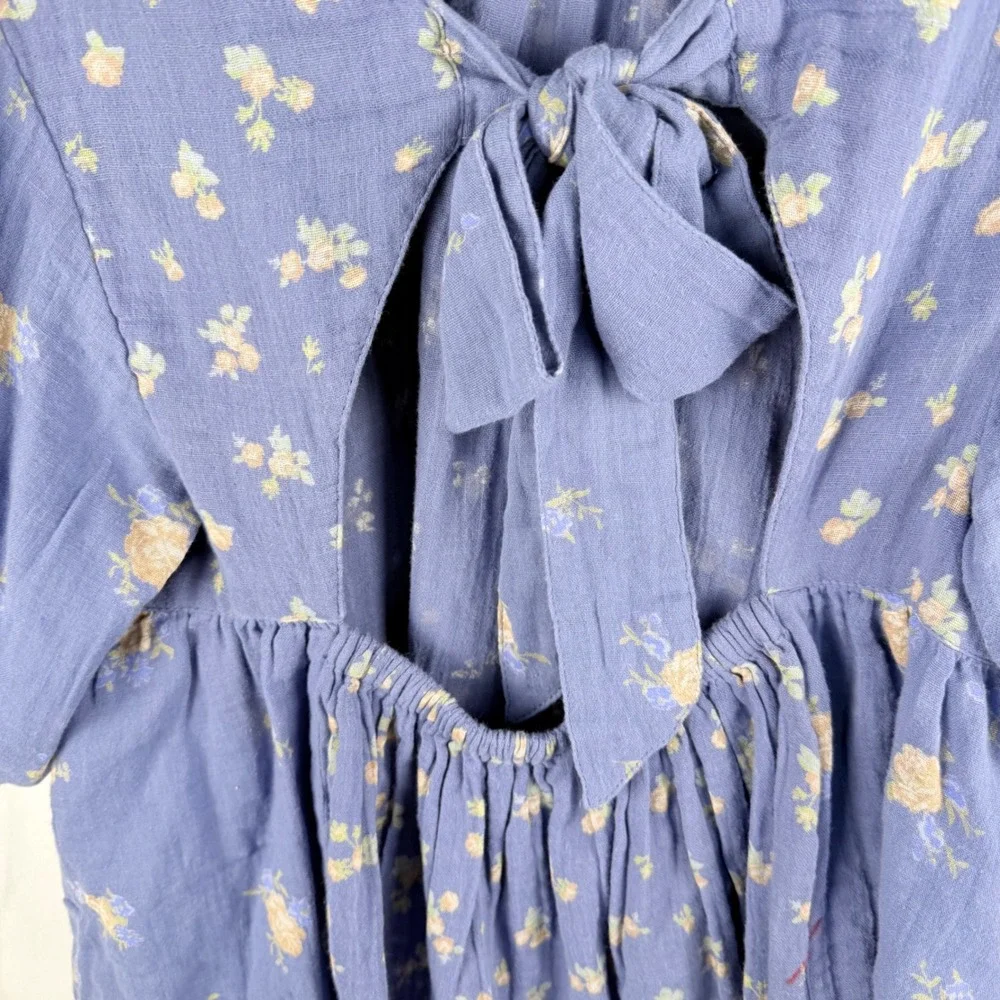 Free People Chloe Floral Print Indigo Combo Open Back Top Medum Boho Flowy NWT‎